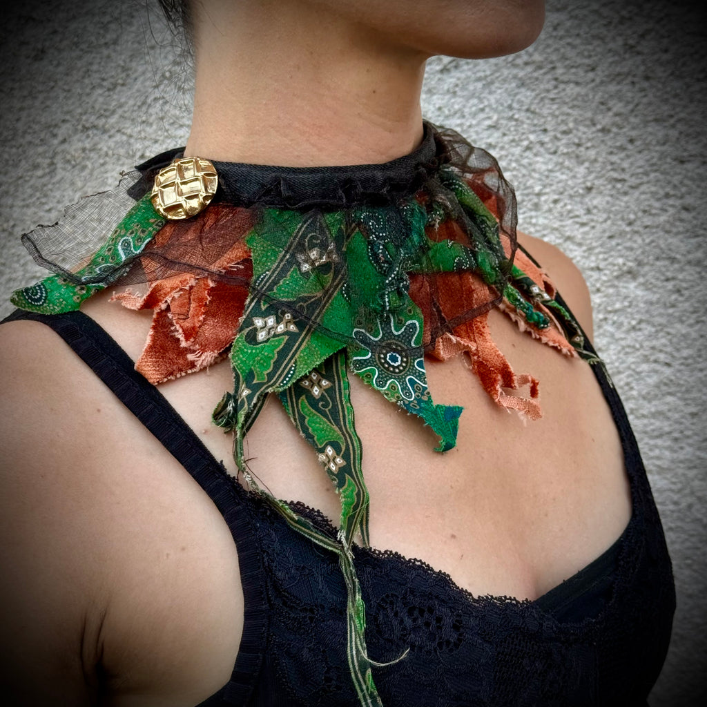 Gender-Neutral Fabric Collar