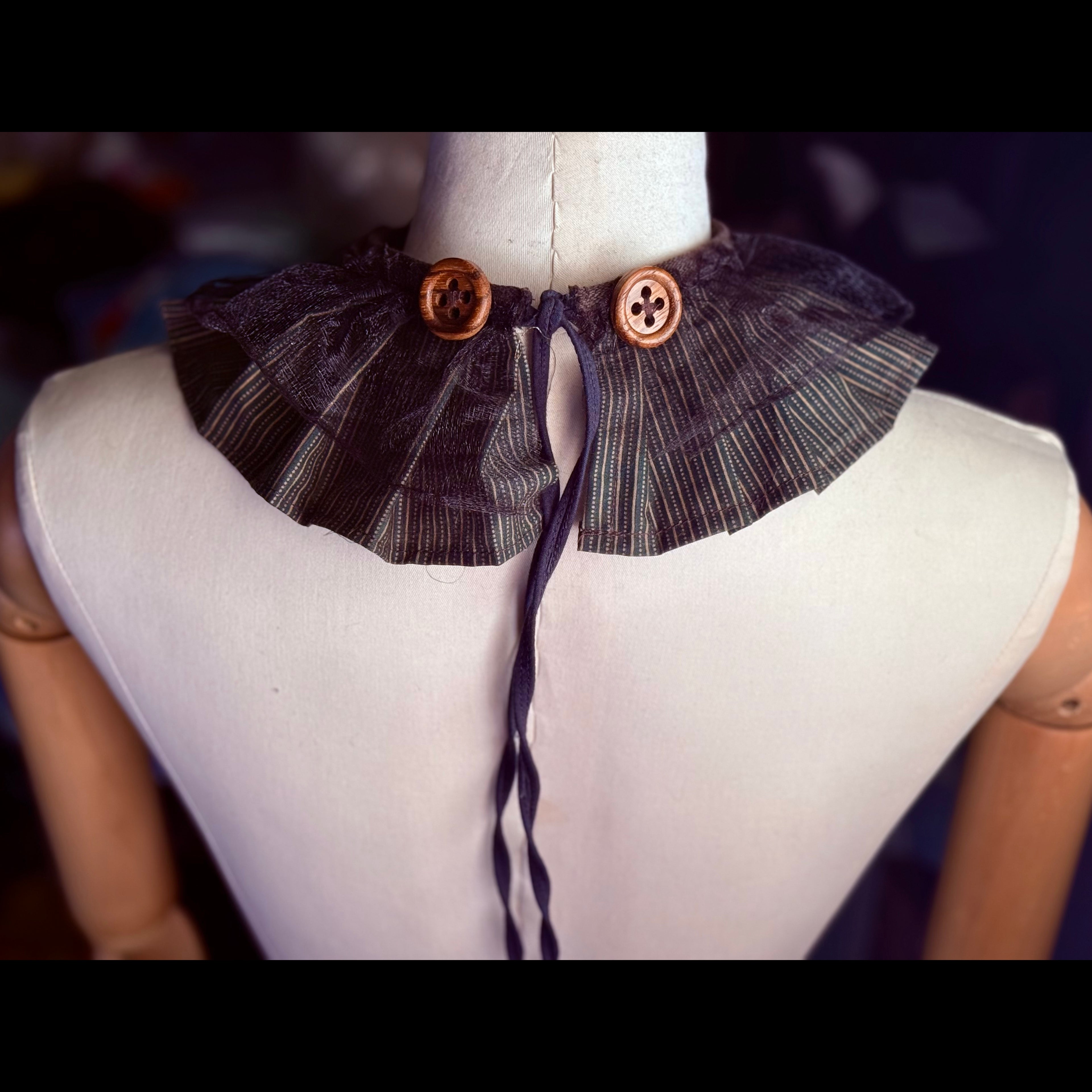 Gender-Neutral Fabric Collar