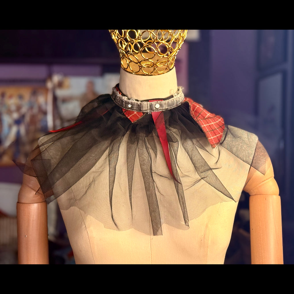 Gender-Neutral Fabric Collar