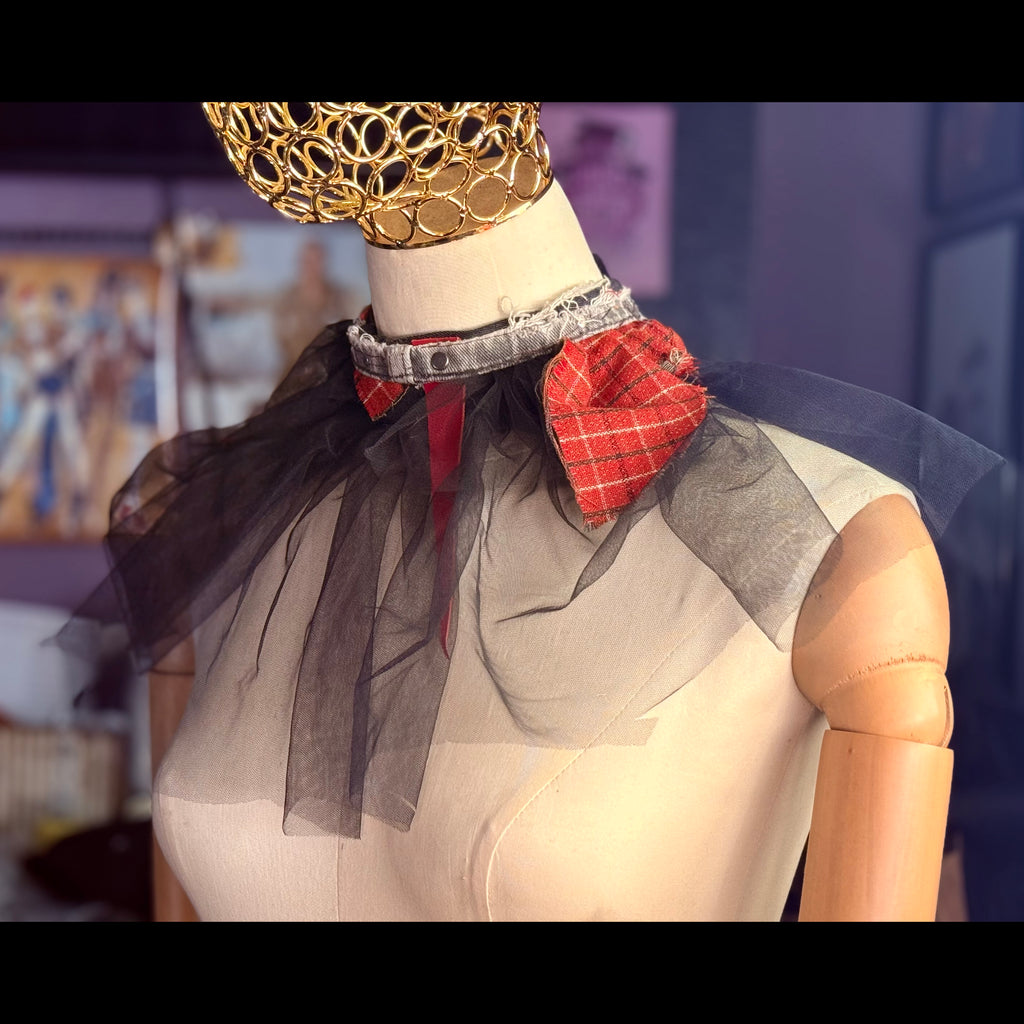 Gender-Neutral Fabric Collar