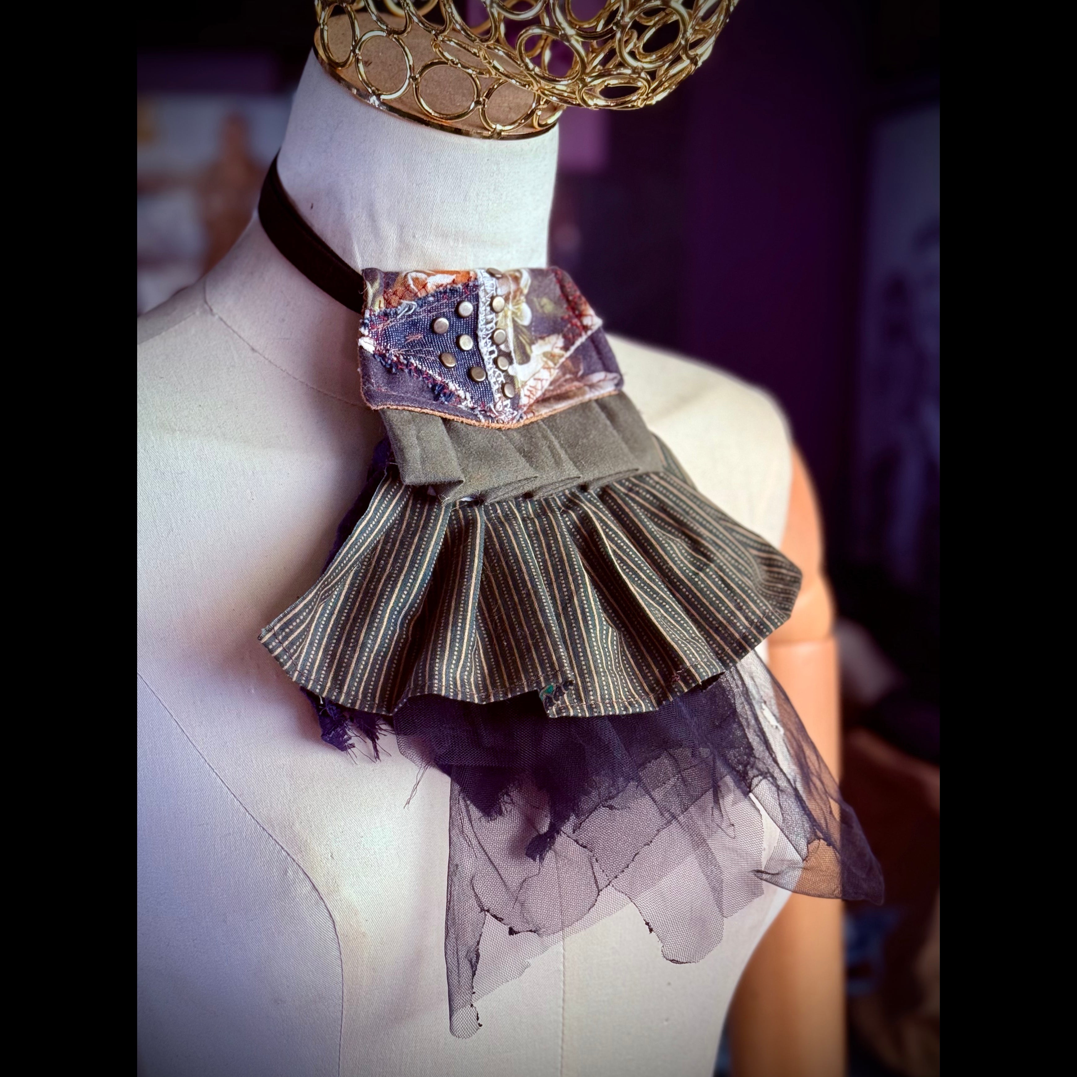Gender-Neutral Fabric Collar