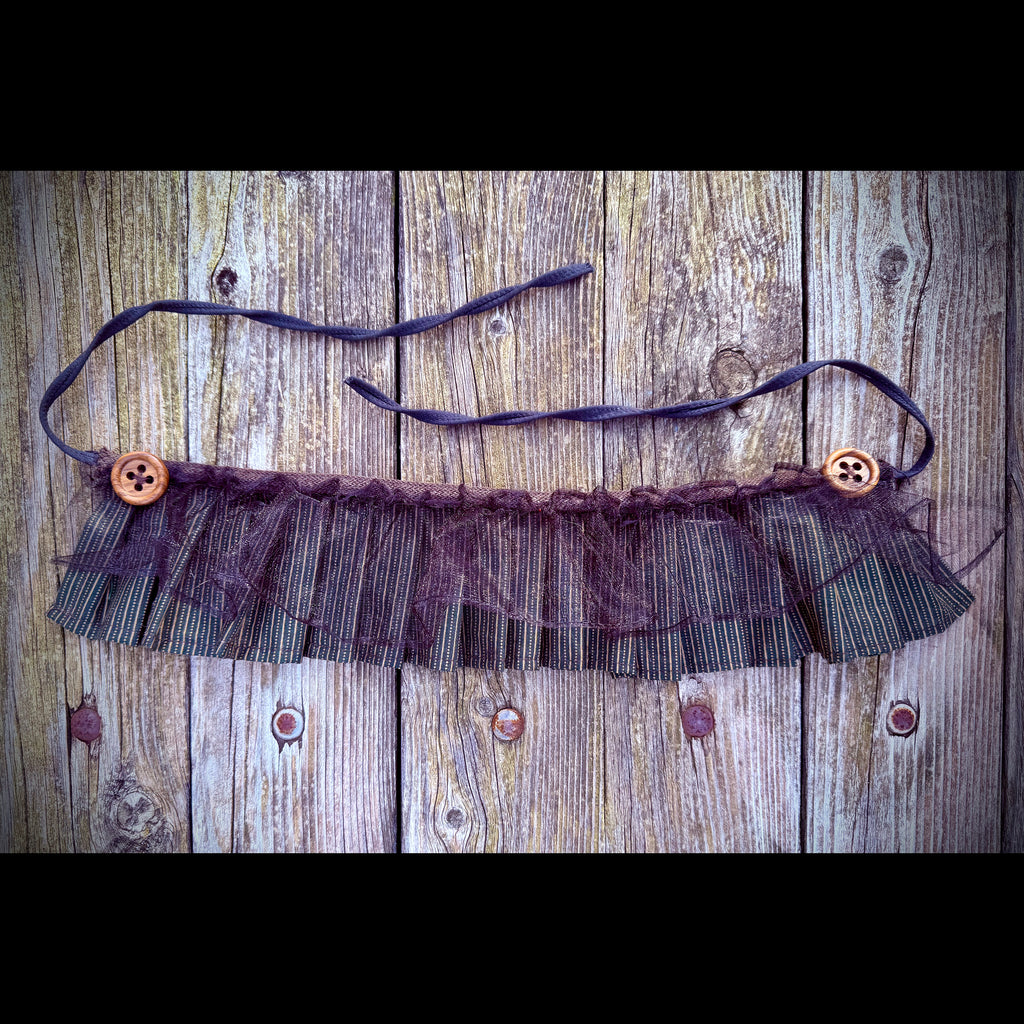 Gender-Neutral Fabric Collar