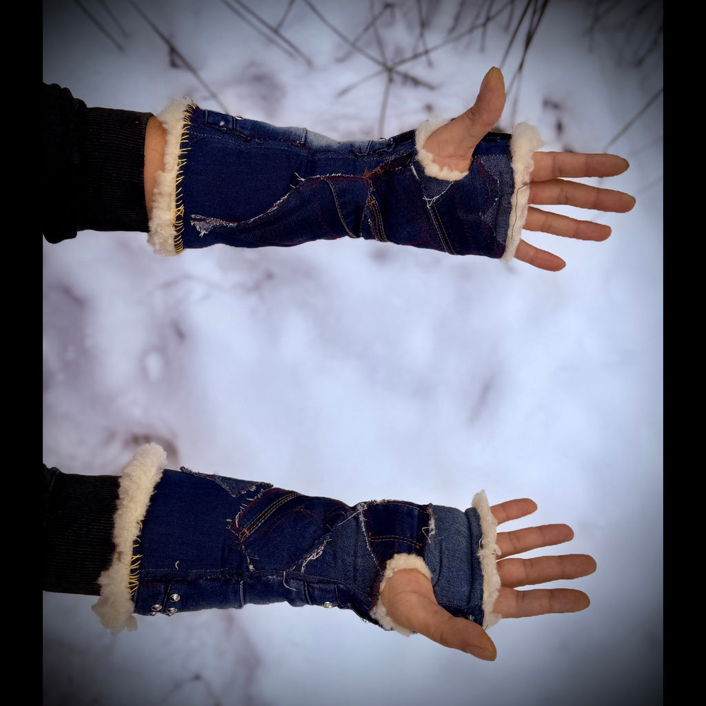 Gender-Neutral Denim Glovelette Pair