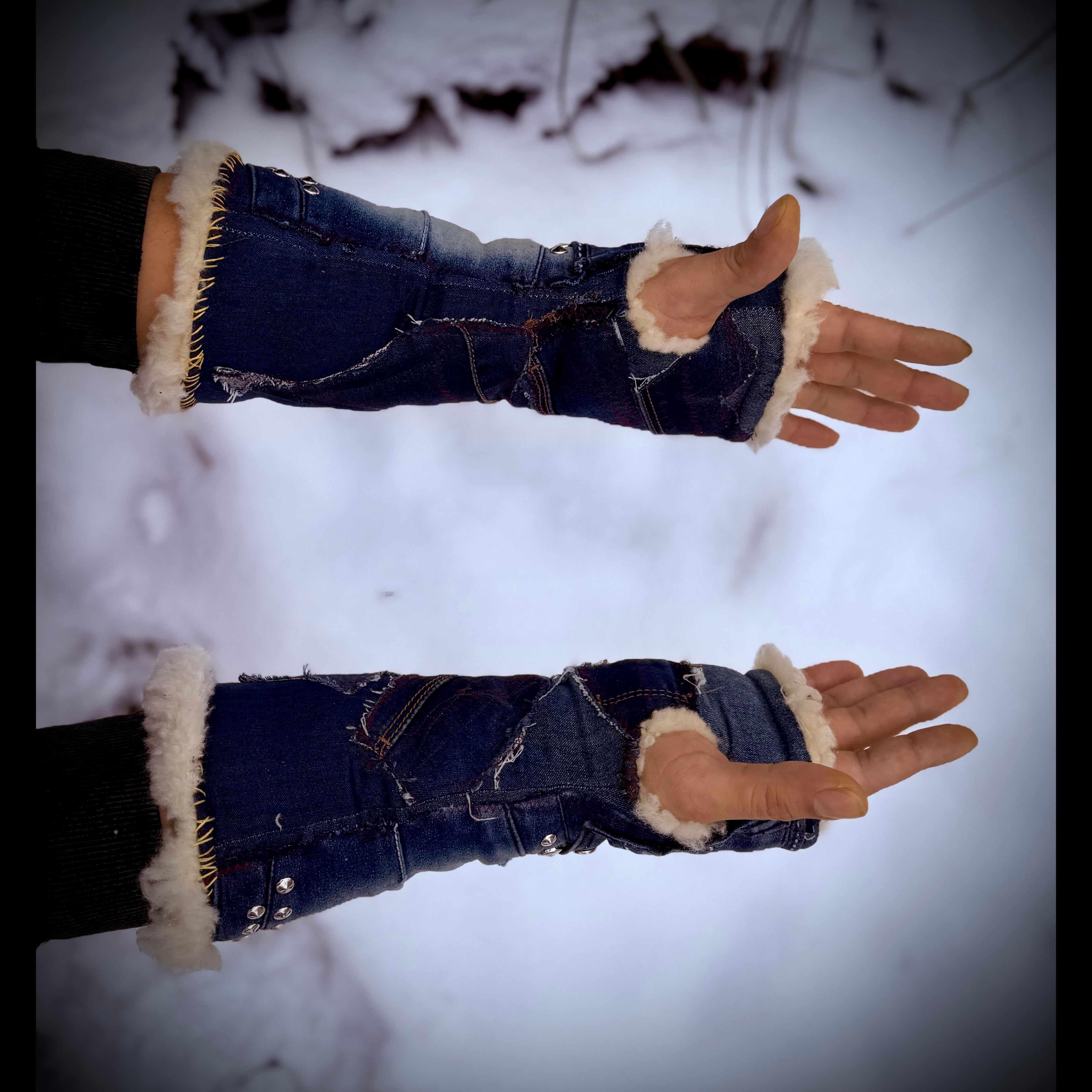 Gender-Neutral Denim Glovelette Pair