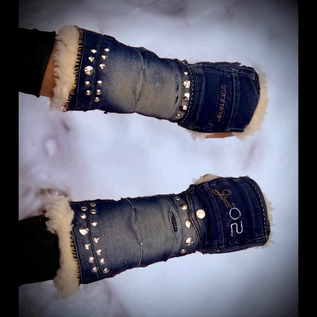 Gender-Neutral Denim Glovelette Pair