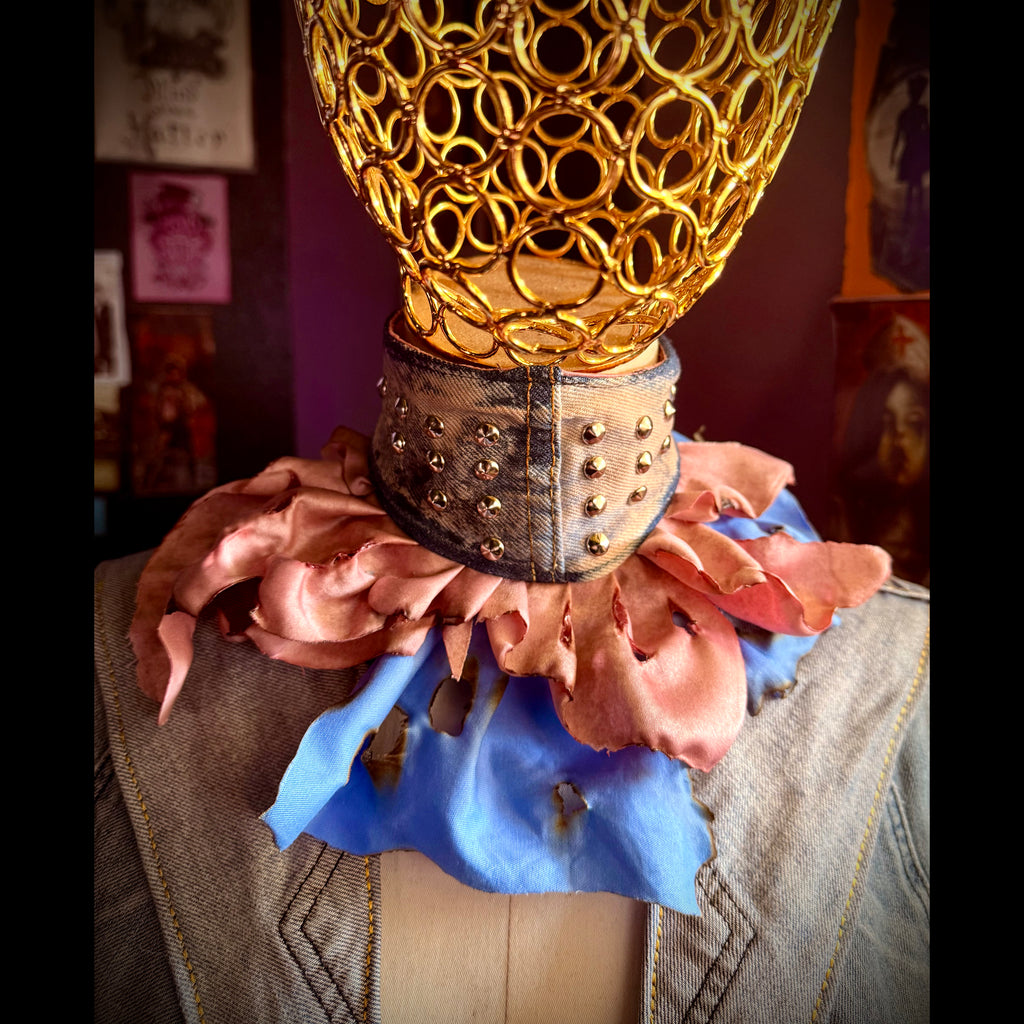 Gender-Neutral Fabric Collar